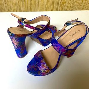 Qupid blue floral chunky high heels